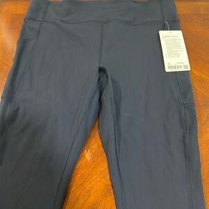 Lululemon Invigorate HR Crop 23”